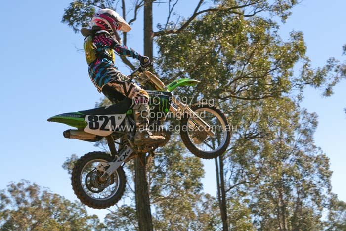 678x444 pixels (80K)